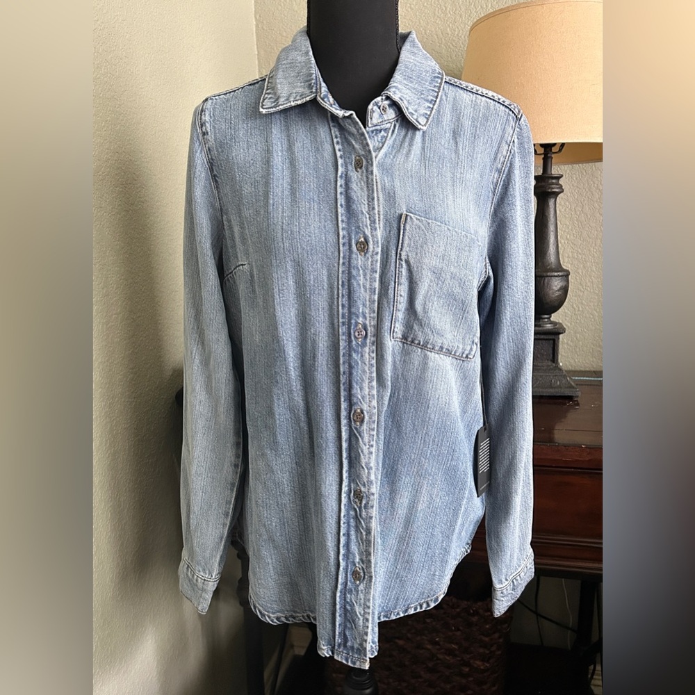 Kut From the Kloth Lyocell Chambray Button Down |… - image 2